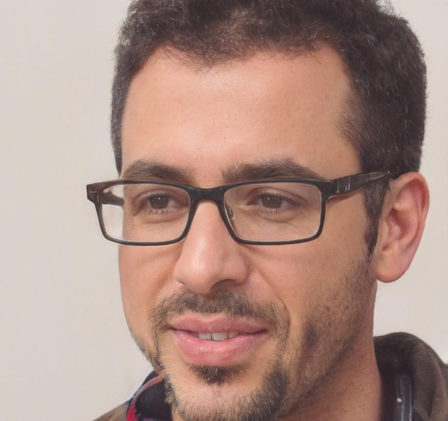 Portrait d'Émilien Rousseau, expert en analyse financière